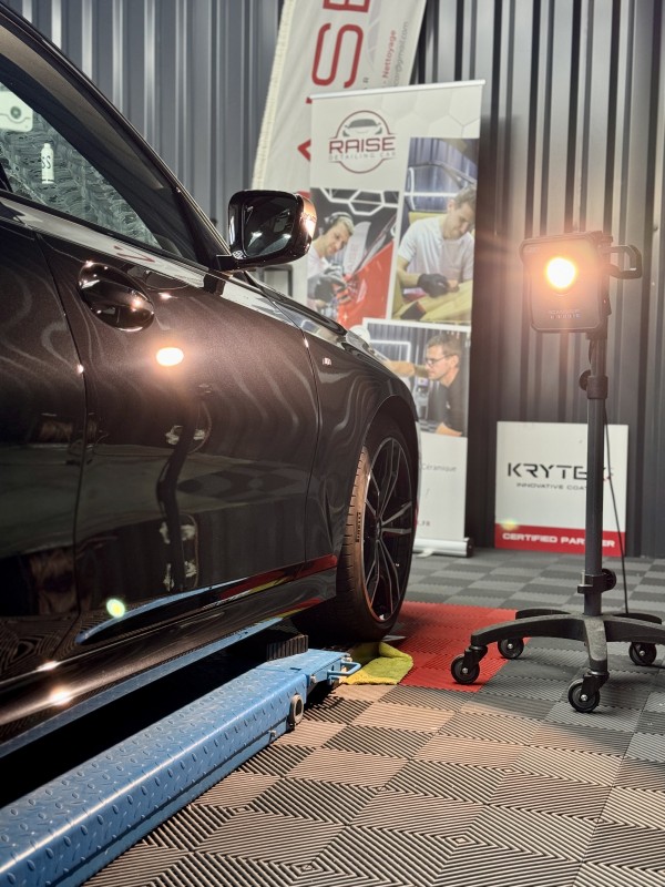 traitement céramique monocouche Krytex sur une BMW série 3 Touring Viry Haute-Savoie photo atelier
