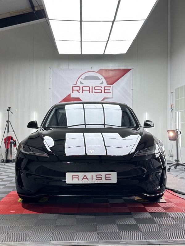 Faites briller votre voiture comme jamais avec un traitement céramique professionnel – Raise Detailing, Viry (Genève / Annecy)