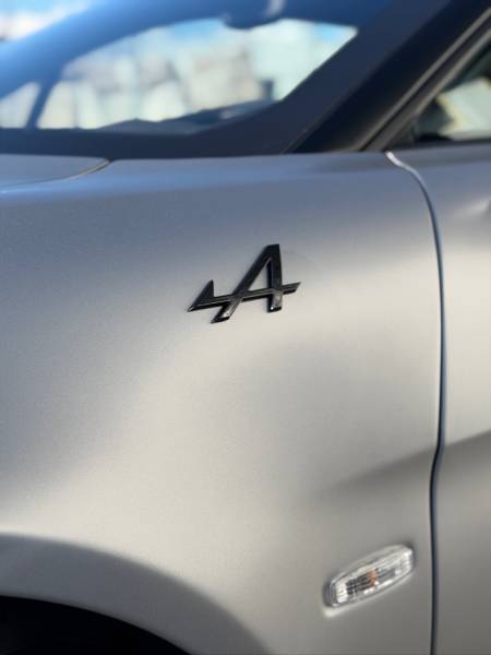 PPF ou traitement céramique : que choisir pour protéger sa voiture ? La solution est chez RAISE, à Viry en Haute-Savoie