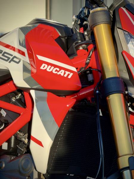 Quelles zones protéger en PPF sur une moto ? Le guide complet à Viry, entre Annecy et Genève