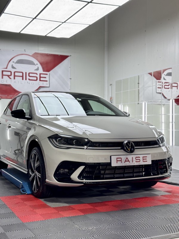 Protection céramique complète sur une Volkswagen Polo neuve – à Viry, tout près de Genève